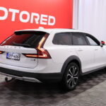 Volvo - V90 Cross Country - B4 AWD D-MHEV Business aut / Jakopää tehty! / Merkkihuollettu Suomi-auto / Webasto / ACC / H&K / Koukku / - Farmari