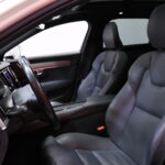 Volvo - V90 Cross Country - B4 AWD D-MHEV Business aut / Jakopää tehty! / Merkkihuollettu Suomi-auto / Webasto / ACC / H&K / Koukku / - Farmari