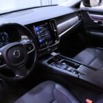 Volvo - V90 - D3 AWD Business aut / ACC / Vetokoukku / Webasto / KeyLessGo / LED / VOC / 2x renkaat // - Farmari