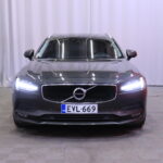 Volvo - V90 - D3 AWD Business aut / ACC / Vetokoukku / Webasto / KeyLessGo / LED / VOC / 2x renkaat // - Farmari