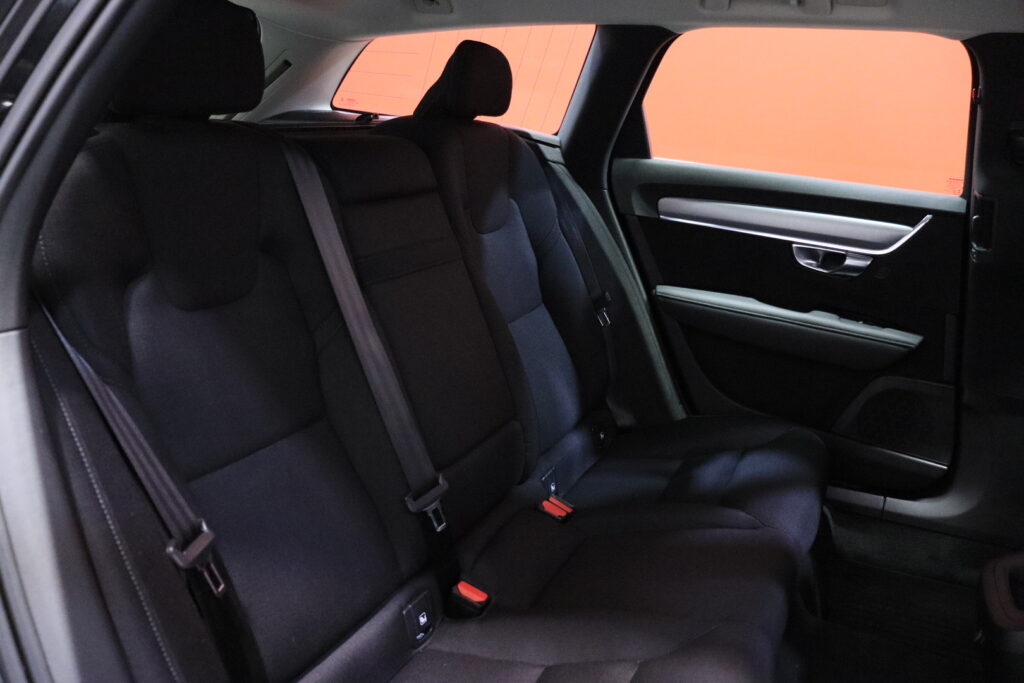 tuotekuva-Volvo-V90-FOV-797-2026-04-09-105605-26 tuotekuva-Volvo-V90-FOV-797-2026-04-09-105605-26