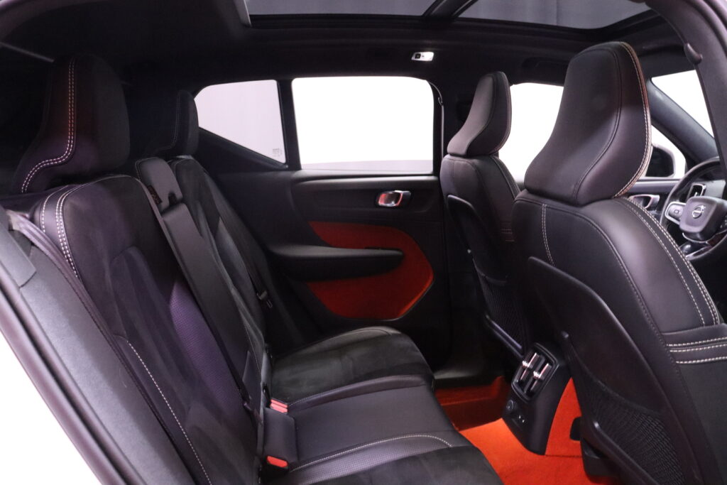 Volvo - XC40 - T5 TwE R-Design Edition aut // ACC / Webasto / VOC / H/K / 360-kamera // Volvo - XC40 - T5 TwE R-Design Edition aut // ACC / Webasto / VOC / H/K / 360-kamera // - Farmari