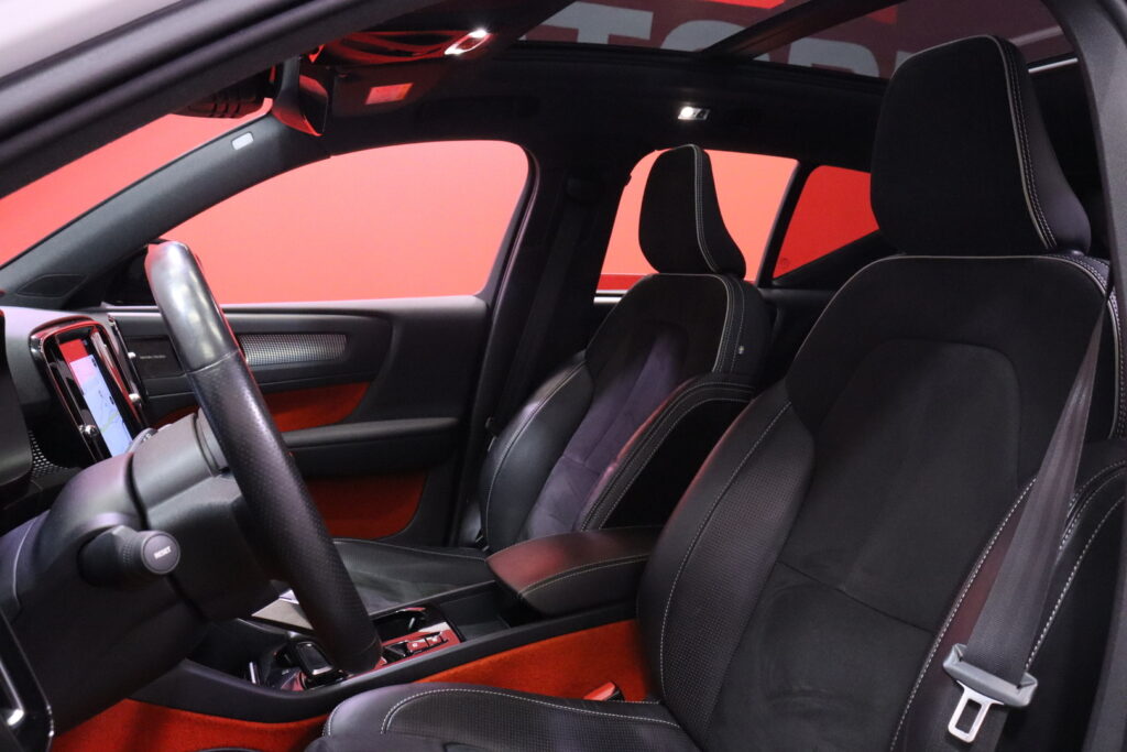 Volvo - XC40 - T5 TwE R-Design Edition aut // ACC / Webasto / VOC / H/K / 360-kamera // Volvo - XC40 - T5 TwE R-Design Edition aut // ACC / Webasto / VOC / H/K / 360-kamera // - Farmari