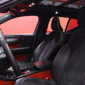 Volvo - XC40 - T5 TwE R-Design Edition aut // ACC / Webasto / VOC / H/K / 360-kamera // - Farmari