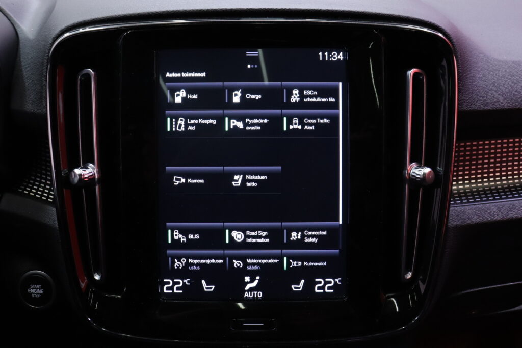 tuotekuva-Volvo-XC40-JNT-424-2026-04-13-163006-26 tuotekuva-Volvo-XC40-JNT-424-2026-04-13-163006-26