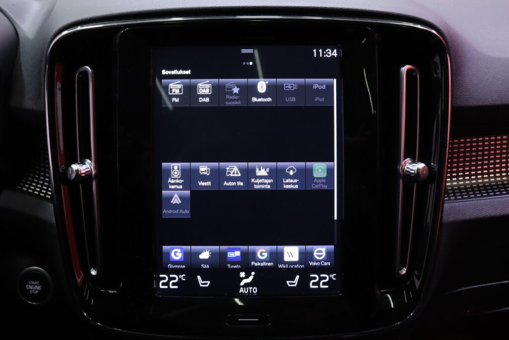 tuotekuva-Volvo-XC40-JNT-424-2026-04-13-163006-28 tuotekuva-Volvo-XC40-JNT-424-2026-04-13-163006-28