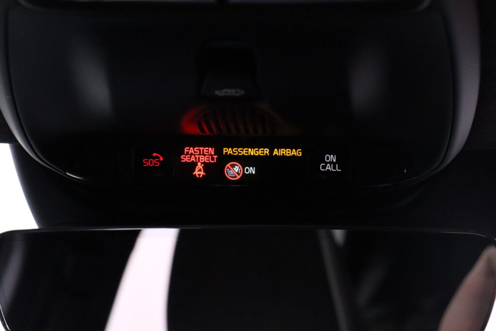 tuotekuva-Volvo-XC40-JNT-424-2026-04-13-163006-31 tuotekuva-Volvo-XC40-JNT-424-2026-04-13-163006-31