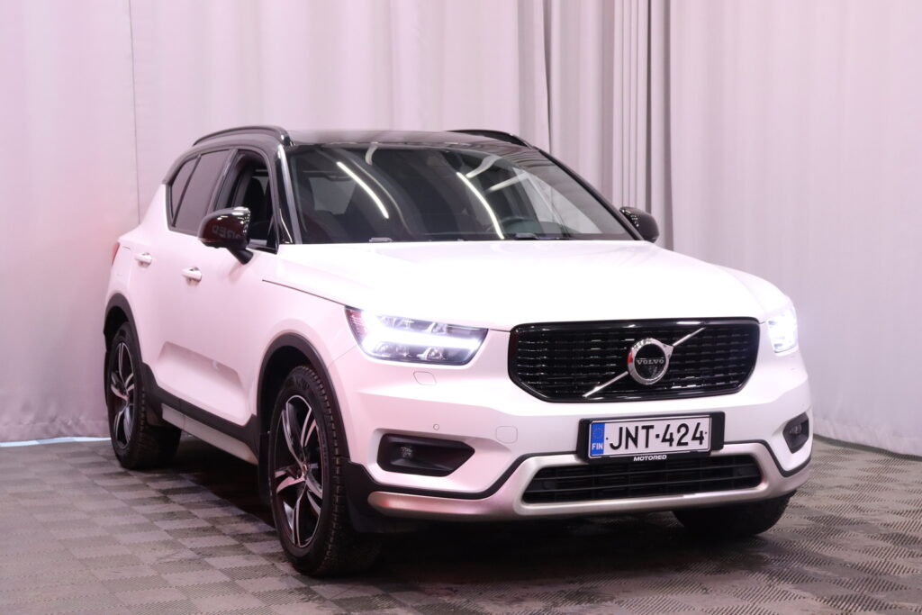 Volvo - XC40 - T5 TwE R-Design Edition aut // ACC / Webasto / VOC / H/K / 360-kamera // Volvo - XC40 - T5 TwE R-Design Edition aut // ACC / Webasto / VOC / H/K / 360-kamera // - Farmari