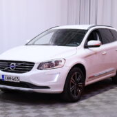 Volvo - XC60 - D5 AWD 162kW Business Classic Edition aut // ACC / Webasto / Koukku / VOC / Harman & Kardon / Muistipenkki / Nahat / - Maastoauto