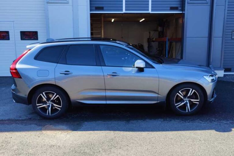 Volvo - XC60 - T8 AWD R-Design aut - Maastoauto