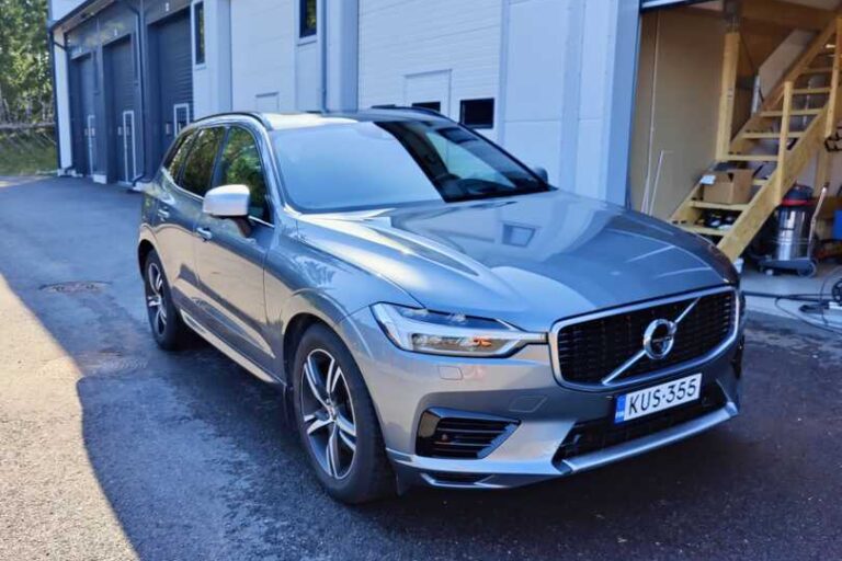 Volvo - XC60 - T8 AWD R-Design aut - Maastoauto