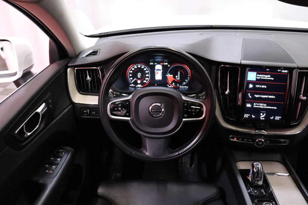 tuotekuva-Volvo-XC60-LRE-195-2026-04-04-115104-17 tuotekuva-Volvo-XC60-LRE-195-2026-04-04-115104-17