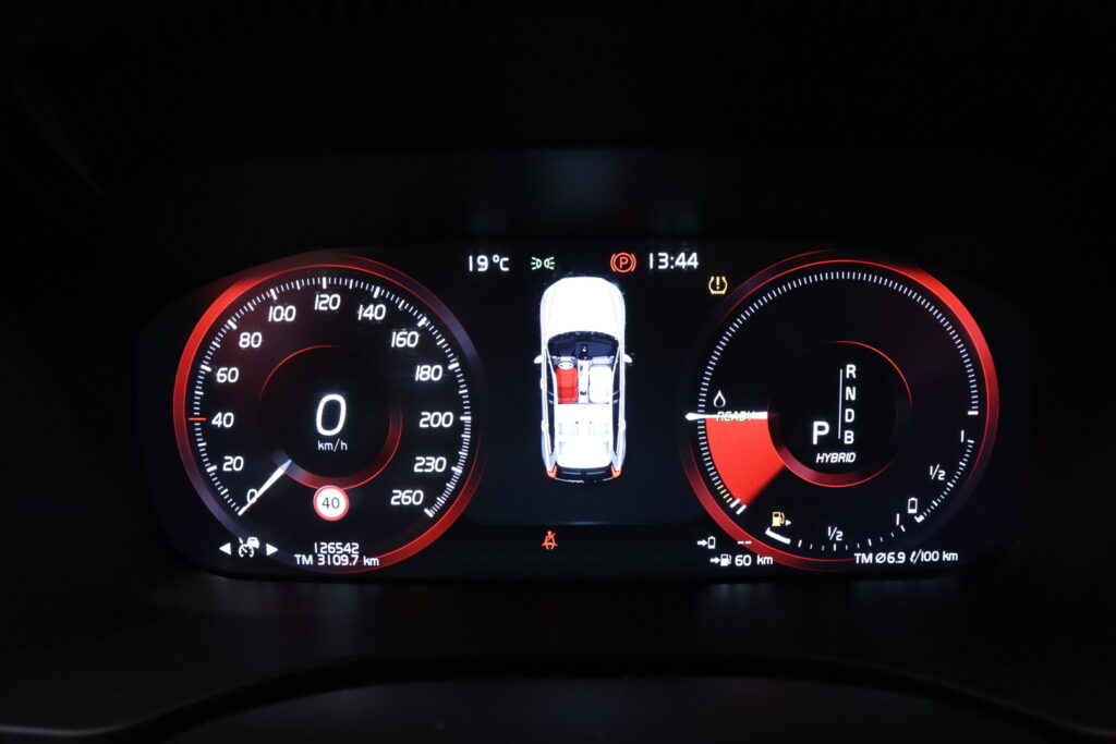 tuotekuva-Volvo-XC60-LRE-195-2026-04-04-115104-20 tuotekuva-Volvo-XC60-LRE-195-2026-04-04-115104-20