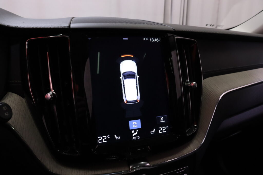 tuotekuva-Volvo-XC60-LRE-195-2026-04-04-115104-23 tuotekuva-Volvo-XC60-LRE-195-2026-04-04-115104-23