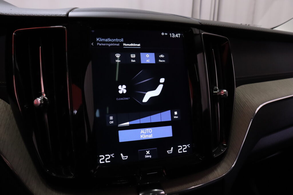 tuotekuva-Volvo-XC60-LRE-195-2026-04-04-115104-25 tuotekuva-Volvo-XC60-LRE-195-2026-04-04-115104-25