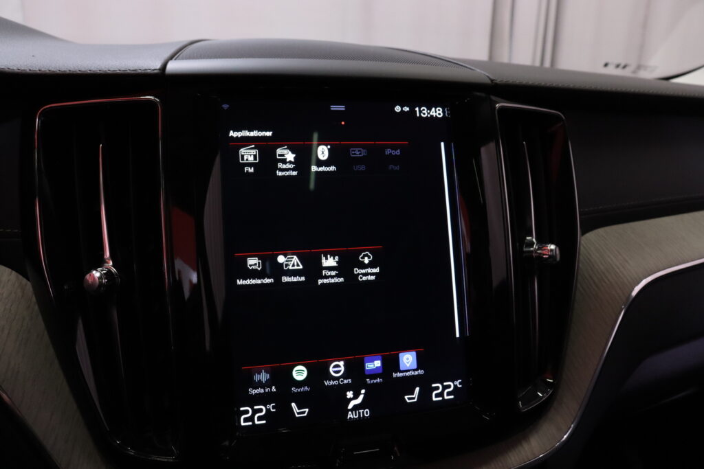 tuotekuva-Volvo-XC60-LRE-195-2026-04-04-115104-26 tuotekuva-Volvo-XC60-LRE-195-2026-04-04-115104-26