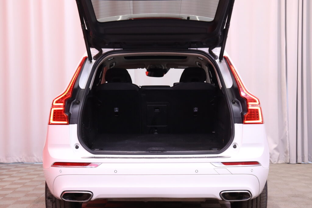 tuotekuva-Volvo-XC60-LRE-195-2026-04-04-115104-28 tuotekuva-Volvo-XC60-LRE-195-2026-04-04-115104-28