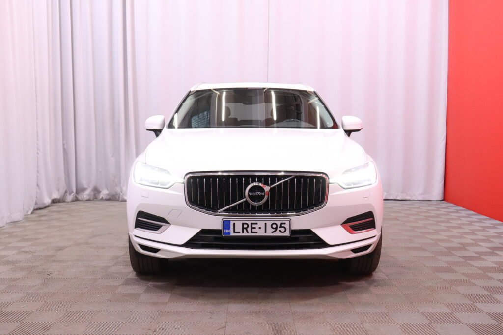 Volvo - XC60 - T8 AWD Inscription aut // ACC / Webasto / Koukku / Panorama / VOC / Full LED / Nahkasisusta / Volvo - XC60 - T8 AWD Inscription aut // ACC / Webasto / Koukku / Panorama / VOC / Full LED / Nahkasisusta / - Maastoauto