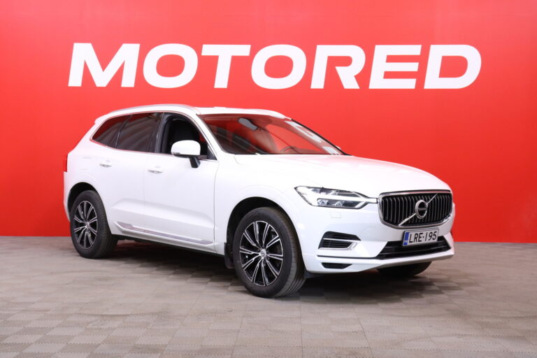 Volvo - XC60 - T8 AWD Inscription aut // ACC / Webasto / Koukku / Panorama / VOC / Full LED / Nahkasisusta / - Maastoauto