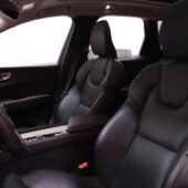 Volvo - XC60 - T8 AWD Inscription aut // ACC / Webasto / Koukku / Panorama / VOC / Full LED / Nahkasisusta / - Maastoauto