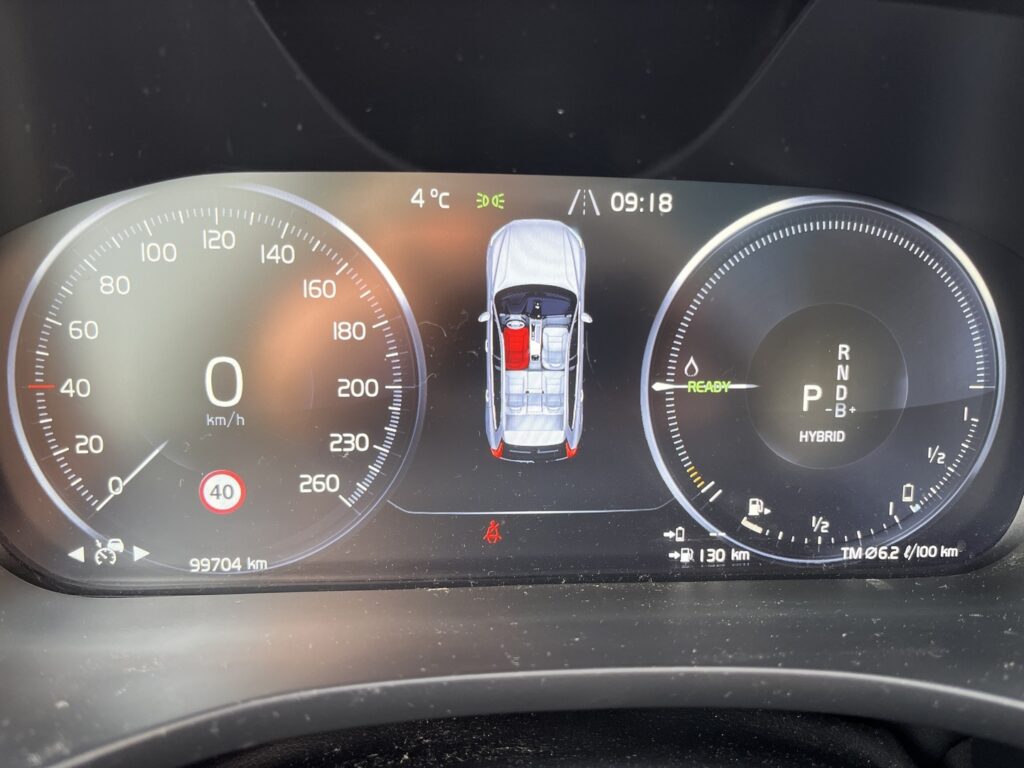 Volvo - XC60 - T8 TwE AWD Momentum Advanced aut Volvo - XC60 - T8 TwE AWD Momentum Advanced aut - Maastoauto