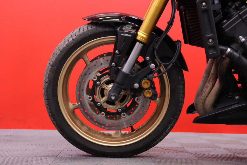 Yamaha - FZ8-N - // LeoVince / ABS / Öhlins // Yamaha - FZ8-N - // LeoVince / ABS / Öhlins // - Moottoripyörä