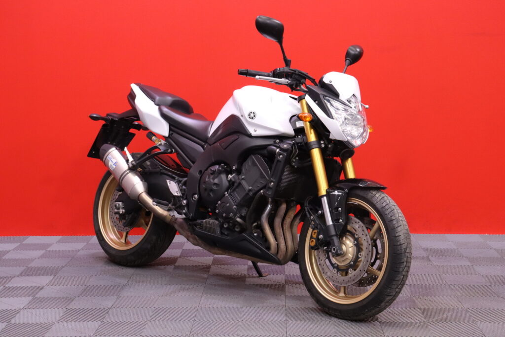 Yamaha - FZ8-N - // LeoVince / ABS / Öhlins // Yamaha - FZ8-N - // LeoVince / ABS / Öhlins // - Moottoripyörä