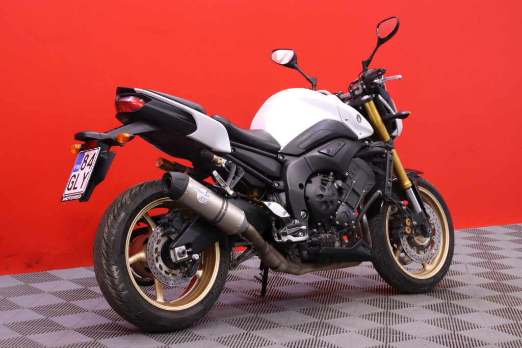 Yamaha - FZ8-N - // LeoVince / ABS / Öhlins // Yamaha - FZ8-N - // LeoVince / ABS / Öhlins // - Moottoripyörä