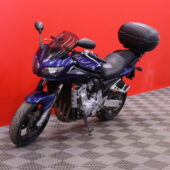 Yamaha - FZS - 1000 // Juuri saapunut / Suomi-pyörä / takalaukku // - Moottoripyörä