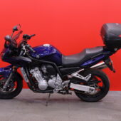 Yamaha - FZS - 1000 // Juuri saapunut / Suomi-pyörä / takalaukku // - Moottoripyörä