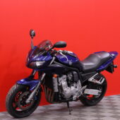 Yamaha - FZS - 1000 // Juuri saapunut! / Suomi-pyörä / LeoVince / Keskijalka // - Moottoripyörä