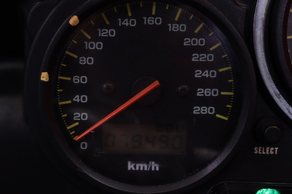 Yamaha - FZS - 1000 // Juuri saapunut! / Suomi-pyörä / LeoVince / Keskijalka // Yamaha - FZS - 1000 // Juuri saapunut! / Suomi-pyörä / LeoVince / Keskijalka // - Moottoripyörä