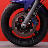 Yamaha - FZS - 1000 // Juuri saapunut! / Suomi-pyörä / LeoVince / Keskijalka // - Moottoripyörä