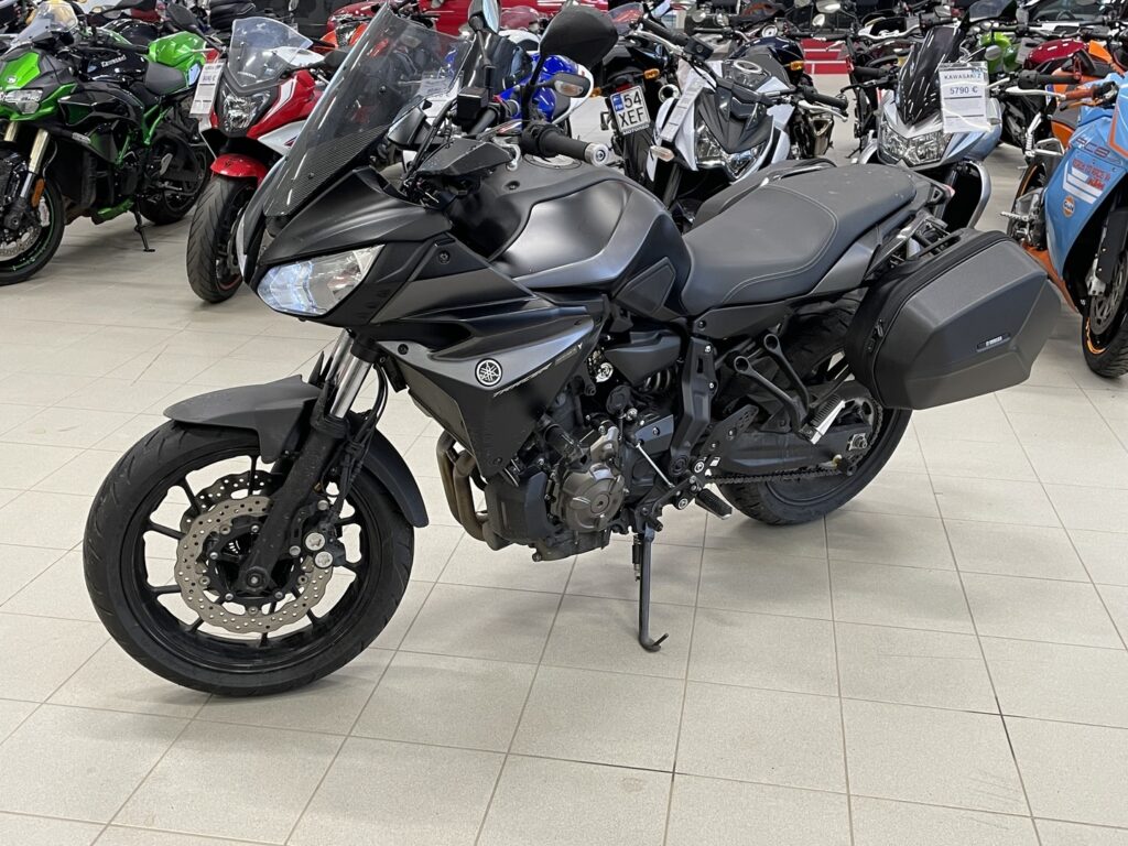 Yamaha - MT-07 - TRACER // Juuri saapunut / Akrapovic putkisto / Laukut / ABS // Yamaha - MT-07 - TRACER // Juuri saapunut / Akrapovic putkisto / Laukut / ABS // - Moottoripyörä