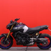 Yamaha - MT-09 - SP // Juuri saapunut! / Akrapovic / Öhlins / TCS / Suomi-pyörä / 3x Avaimet // - Moottoripyörä