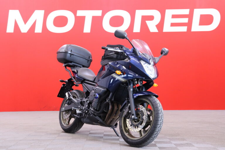 Yamaha - XJ - 6 Diversion // Suomi-pyörä / Huoltokirja / A2 kuristettavissa / 2x laukut / Kaatumatapit // - Moottoripyörä