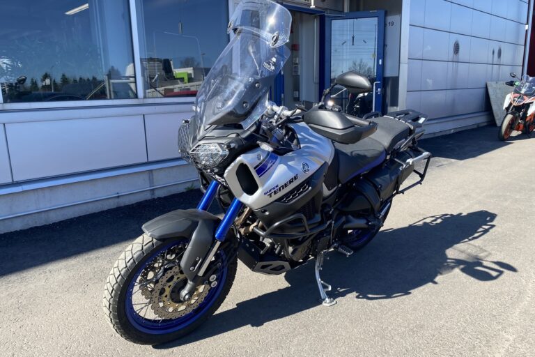 Yamaha - XT - 1200  // Juuri saapunut! / Vakkari / Pohjapanssari / 2x Laukut / Raudat // - Moottoripyörä