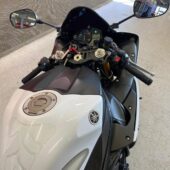 Yamaha - YZF-R1 - // Juuri saapunut! / Suomi-pyörä / Akrapovic / TCS / Ajomodet / Ohjausiskari // - Moottoripyörä