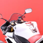 Yamaha - YZF-R1 - // Juuri saapunut! / Akrapovic / Ohjausiskunvaimennin // - Moottoripyörä