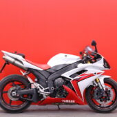 Yamaha - YZF-R1 - // Juuri saapunut! / Akrapovic / Ohjausiskunvaimennin // - Moottoripyörä