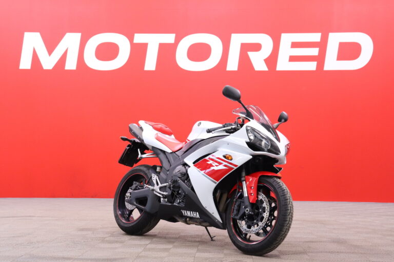 Yamaha - YZF-R1 - // Löytö! / Suomi-pyörä / Pikku kilsat! / 3x Avaimet // - Moottoripyörä