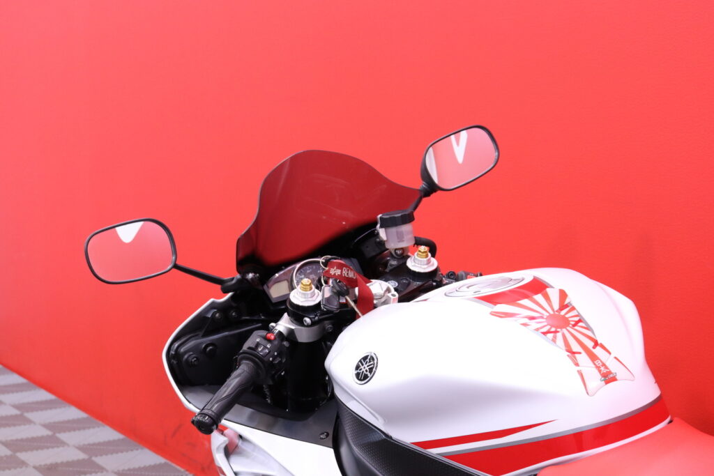 Yamaha - YZF-R6 - // RJ15 malli / Vähän ajettu! / Suomi-pyörä / Akrapovic / Kaatumatapit // Yamaha - YZF-R6 - // RJ15 malli / Vähän ajettu! / Suomi-pyörä / Akrapovic / Kaatumatapit // - Moottoripyörä