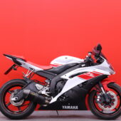 Yamaha - YZF-R6 - // RJ15 malli / Vähän ajettu! / Suomi-pyörä / Akrapovic / Kaatumatapit // - Moottoripyörä
