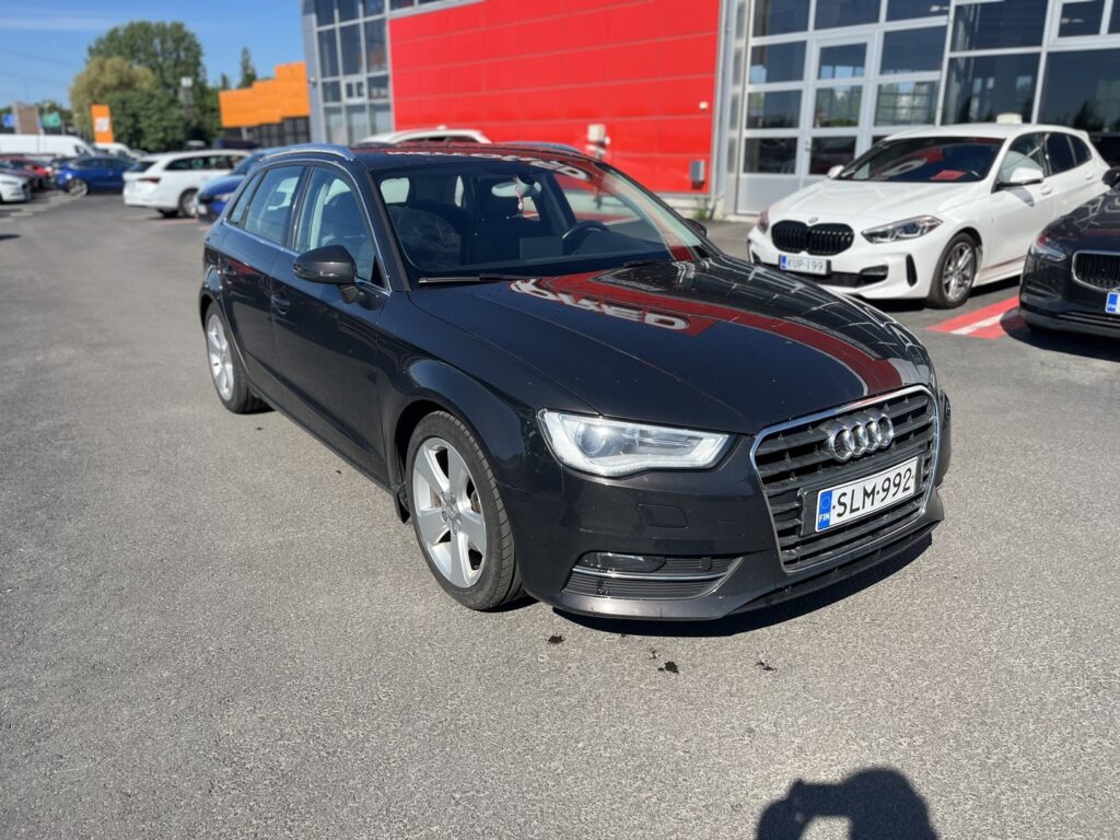 Audi - A3 - Sportback Business Sport 1,4 TFSI 90 kW Audi - A3 - Sportback Business Sport 1,4 TFSI 90 kW - Viistoperä