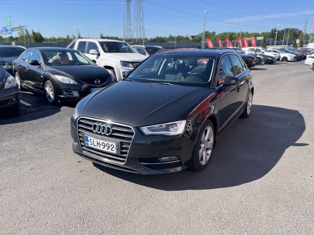 Audi - A3 - Sportback Business Sport 1,4 TFSI 90 kW - Viistoperä