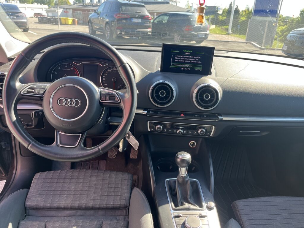 Audi - A3 - Sportback Business Sport 1,4 TFSI 90 kW Audi - A3 - Sportback Business Sport 1,4 TFSI 90 kW - Viistoperä