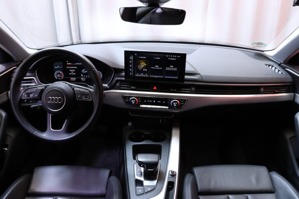 Audi - A4 - Sedan Progress Plus 35 TFSI 110 kW MHEV S tronic // Suomi-auto / Webasto / Matrix / Koukku / Kamera / Vakkari // Audi - A4 - Sedan Progress Plus 35 TFSI 110 kW MHEV S tronic // Suomi-auto / Webasto / Matrix / Koukku / Kamera / Vakkari // - Sedan