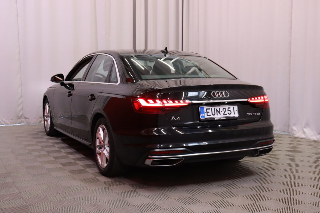 Audi - A4 - Sedan Progress Plus 35 TFSI 110 kW MHEV S tronic // Suomi-auto / Webasto / Matrix / Koukku / Kamera / Vakkari // Audi - A4 - Sedan Progress Plus 35 TFSI 110 kW MHEV S tronic // Suomi-auto / Webasto / Matrix / Koukku / Kamera / Vakkari // - Sedan