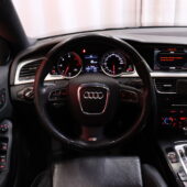 Audi - A5 - A5 Viistoperä (AB) 4ov 2967cm3 A // MYYDÄÄN HUUTOKAUPAT.COM! / S-line / Quattro / P.Tutkat edessä ja takana / Navi / Bi-xenon // - Viistoperä