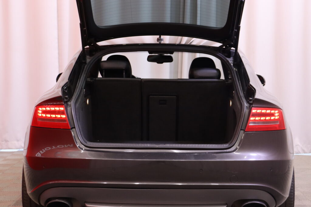 tuotekuva-Audi-A5-CKZ-769-2026-05-18-174603-24 tuotekuva-Audi-A5-CKZ-769-2026-05-18-174603-24